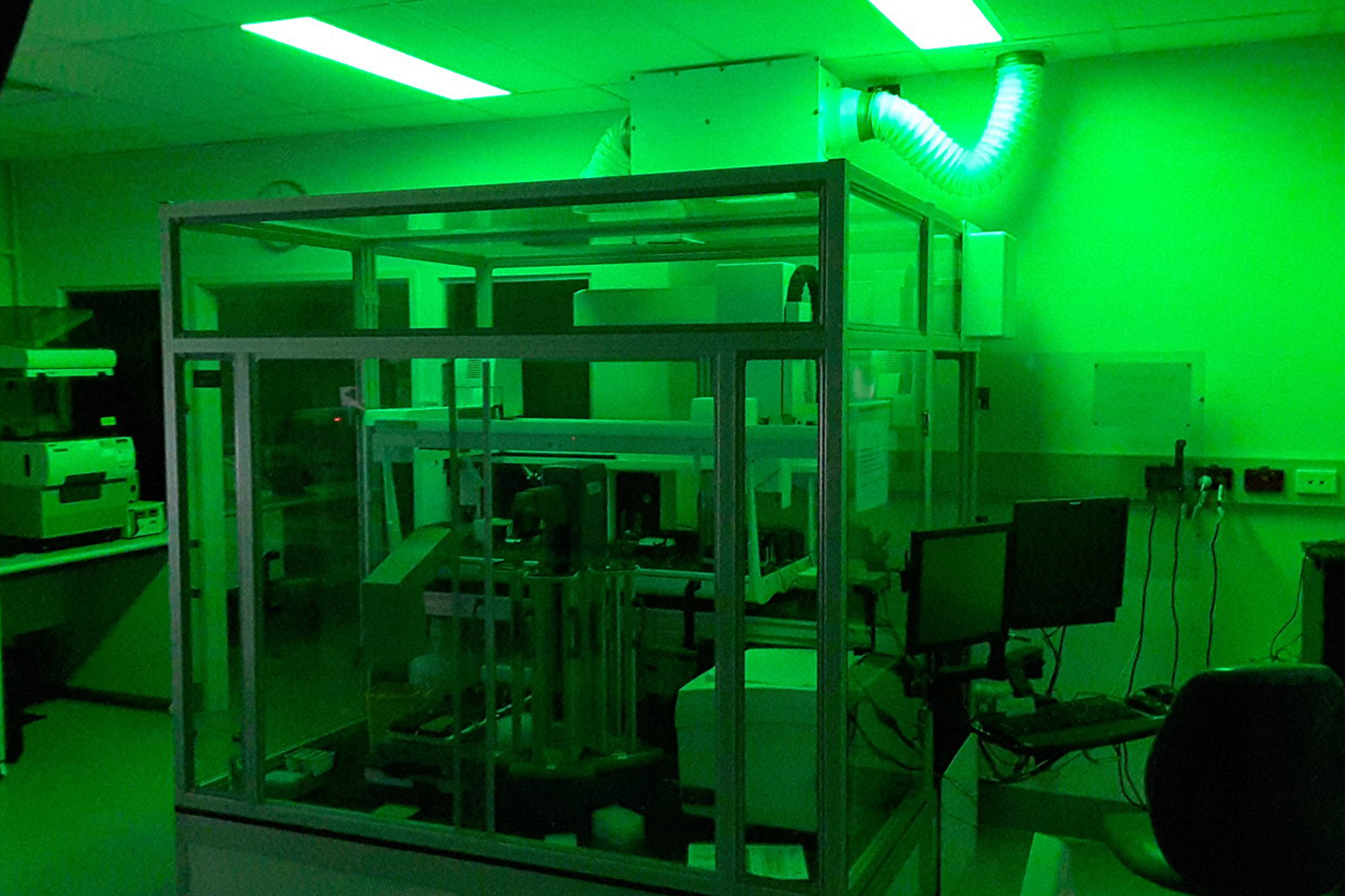 linden-laboratory-dali-green-led linden laboratory dali green led